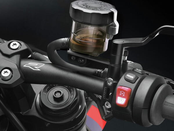 2041-460-CT462B_02.tif[2606416]